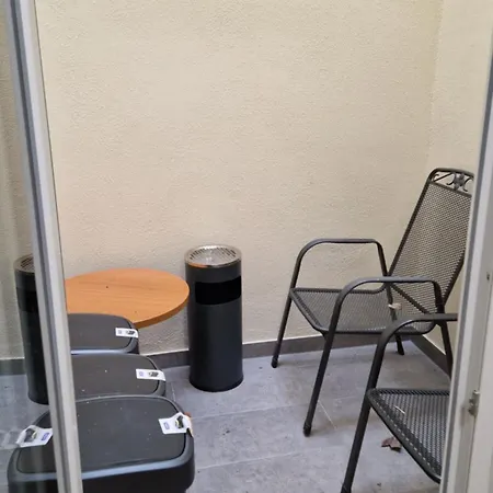 Apartment Zentrales Stadthaus In Handwerker Und Monteure Willkommen