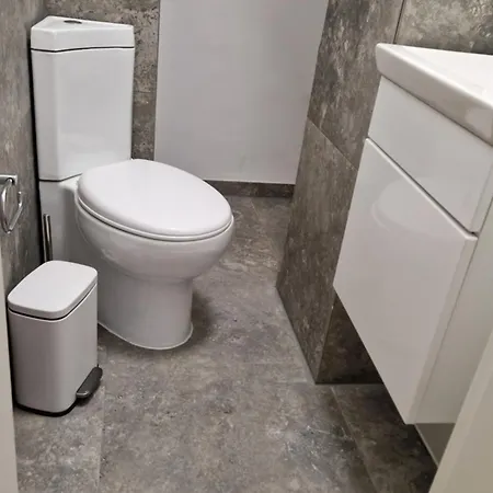Apartment Zentrales Stadthaus In Handwerker Und Monteure Willkommen
