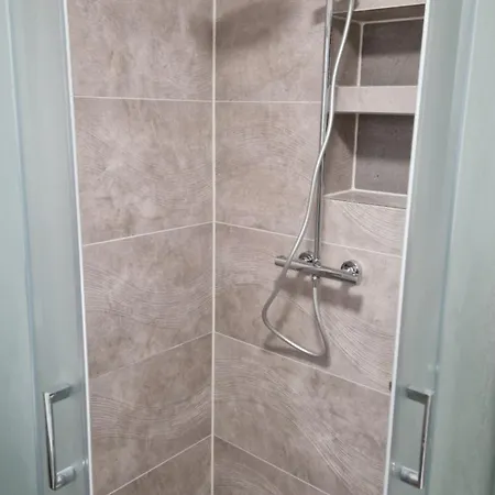 Ruhiges Stadthaus In ビンゲン・アム・ライン