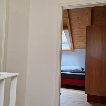 Ruhiges Stadthaus In アパート