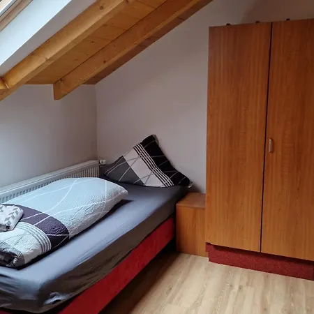 Ruhiges Stadthaus In