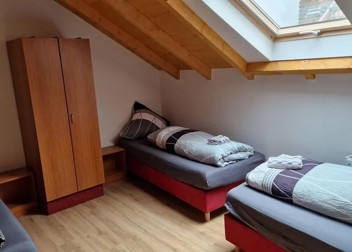 Ruhiges Stadthaus In *